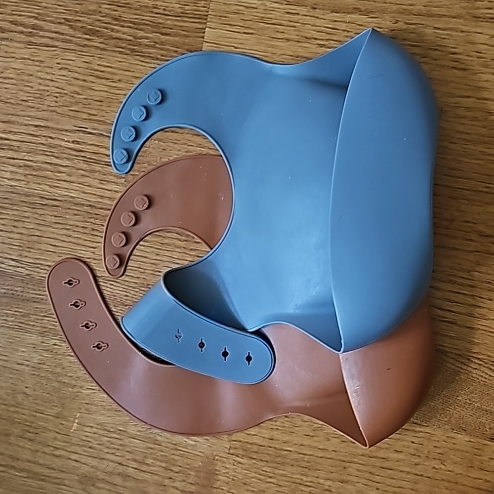 Mushie Baby Bib
